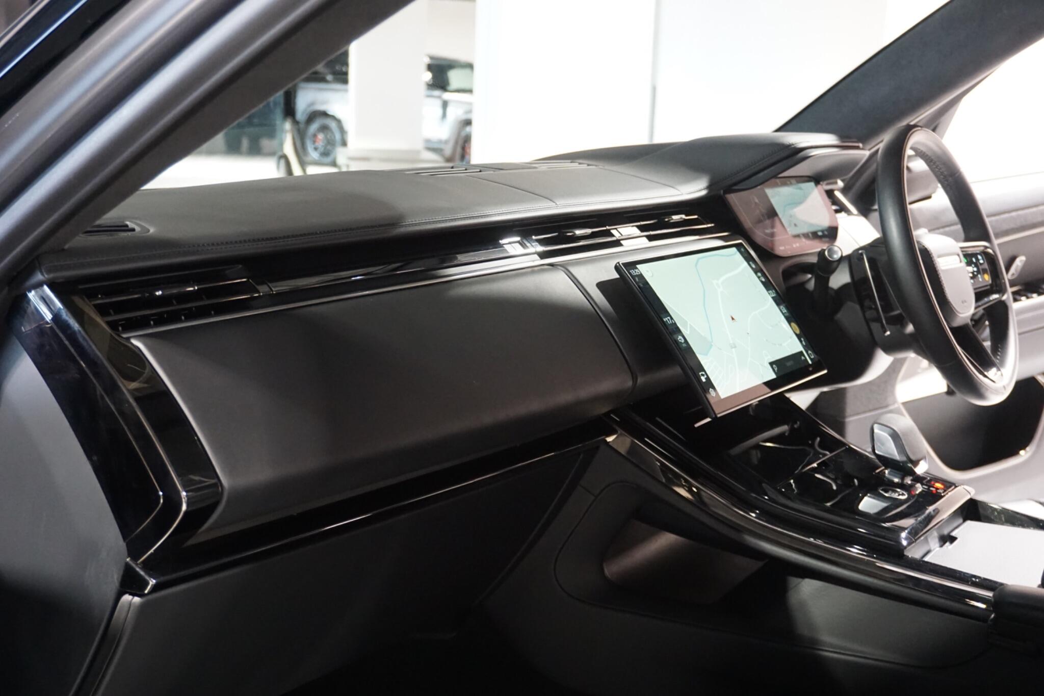 Land Rover Range Rover Sport 3.0 P550e 38.2kWh Autobiography SUV 5dr Petrol Plug-in Hybrid Auto 4WD Euro 6 (s/s) (550 ps)